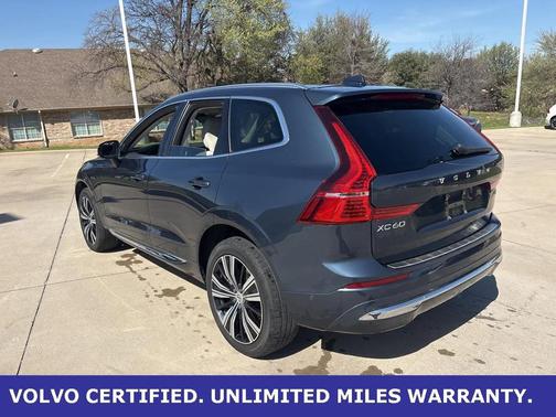 2023 Volvo XC60 B5 Plus Bright Theme