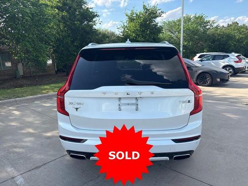 Crystal White Pearl Metallic 2017 Volvo XC90 T5 R-Design