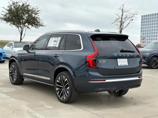 2026 Volvo XC90 B6 Plus 7-Seater