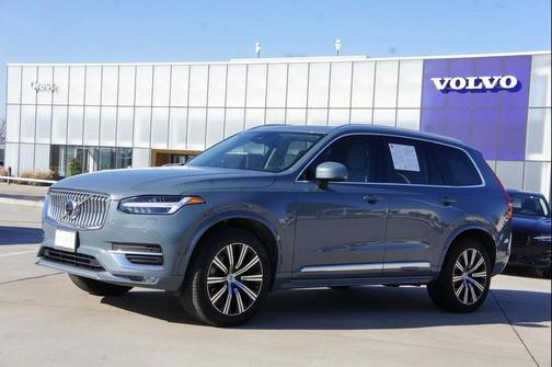 2023 Volvo XC90 B6 Plus 7-Seater