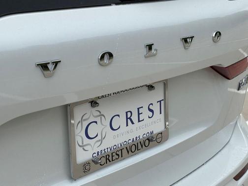 Crystal White 2026 Volvo XC60 B5 Core