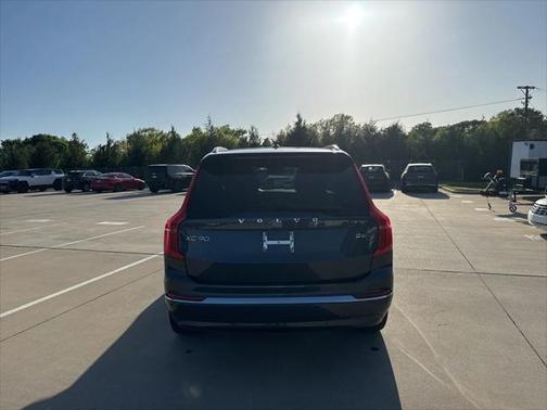2023 Volvo XC90 B6 Plus 7-Seater