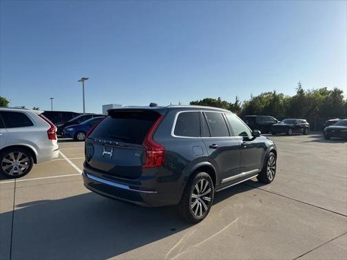 2023 Volvo XC90 B6 Plus 7-Seater