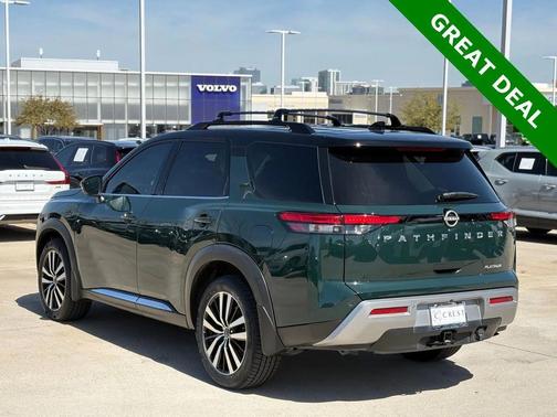 2023 Nissan Pathfinder Platinum