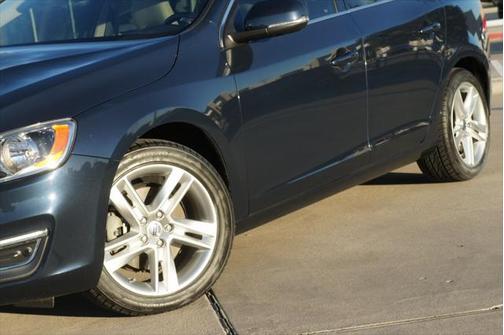 2015 Volvo S60 T5 Premier