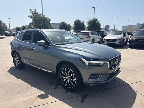 Gray Metallic 2020 Volvo XC60 T5 Inscription