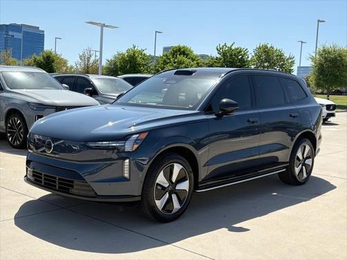 2025 Volvo EX90 Twin Motor Plus 6-Seater