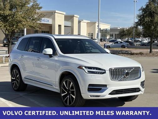 2024 Volvo XC90 B6 Plus Bright Theme