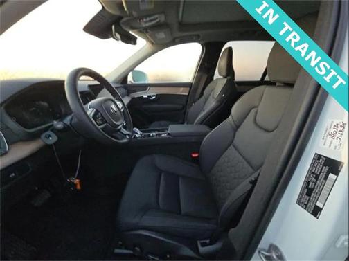 2025 Volvo XC90 B6 Plus 7-Seater