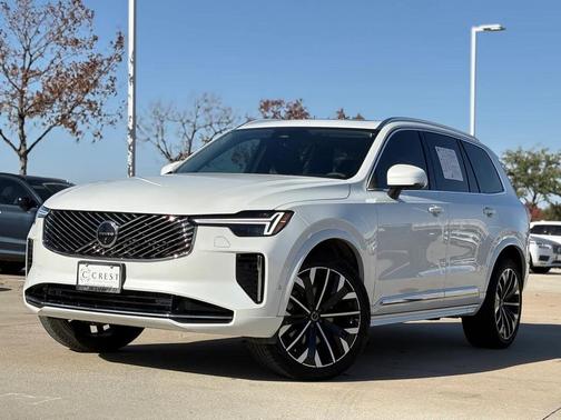 2025 Volvo XC90 B6 Plus 7-Seater