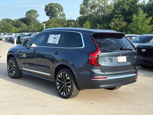 2025 Volvo XC90 Plug-In Hybrid T8 (2025.5) Plus 7-Seater
