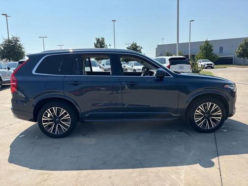 2020 Volvo XC90 T5 Momentum