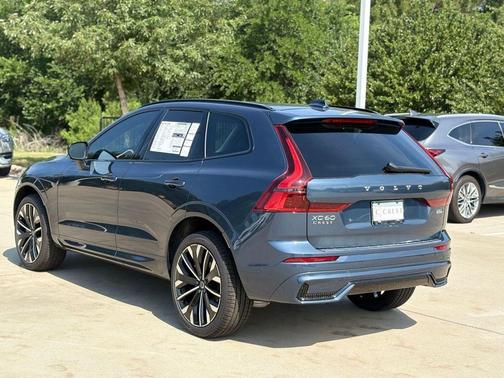 Denim Blue 2026 Volvo XC60 B5 Ultra