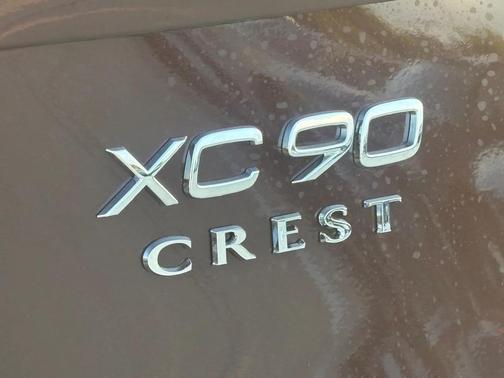 2026 Volvo XC90 B5 Plus 7-Seater