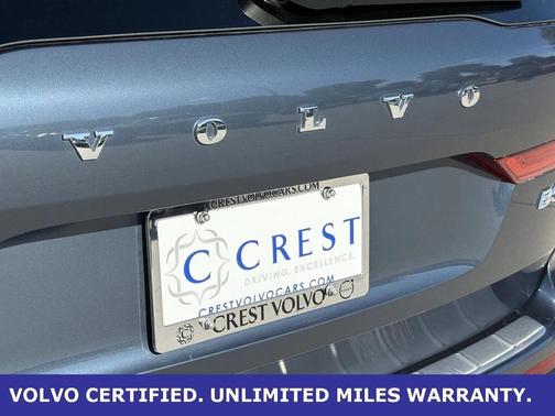 2024 Volvo XC60 B5 Plus Dark Theme