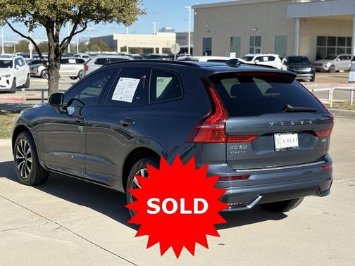 2024 Volvo XC60 B5 Plus Dark Theme