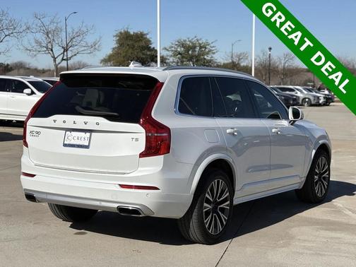 2021 Volvo XC90 T5 Momentum