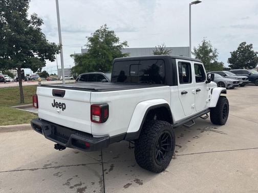 Bright White Clearcoat 2022 Jeep Gladiator Altitude 4x4