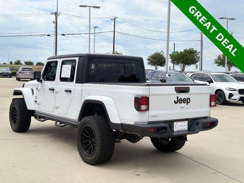 Bright White Clearcoat 2022 Jeep Gladiator Altitude