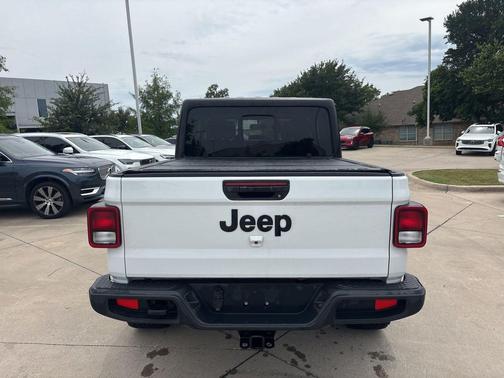 Bright White Clearcoat 2022 Jeep Gladiator Altitude 4x4
