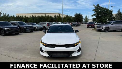 Glacial White Pearl 2022 Kia K5 GT-Line