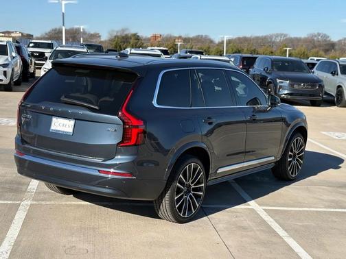 2026 Volvo XC90 B6 Plus 6-Seater