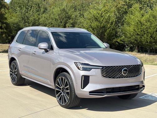 Aurora Silver 2026 Volvo XC90 B6 Plus 7-Seater
