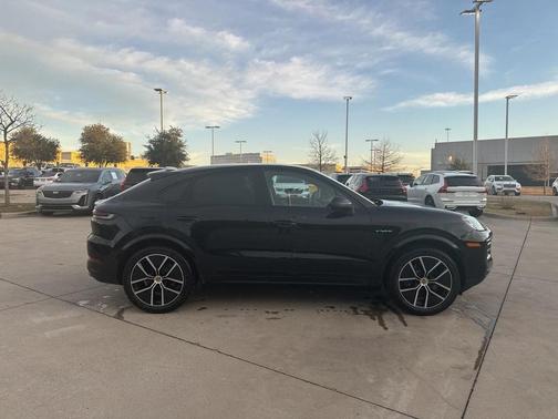 2024 Porsche Cayenne Cayenne E-Hybrid