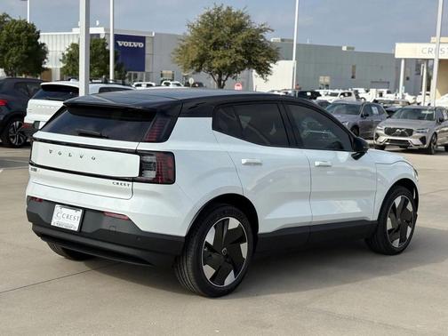 Crystal White 2026 Volvo EX30 Twin Motor Plus