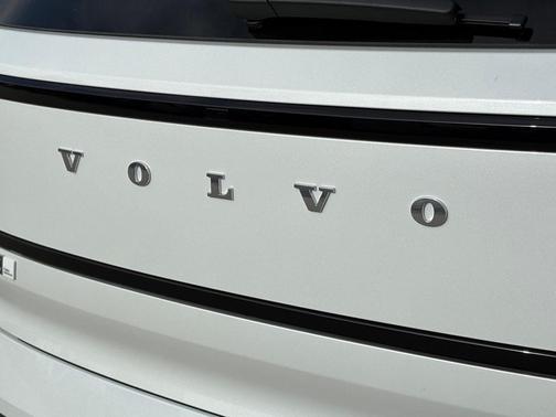 2026 Volvo EX30 Twin Motor Plus