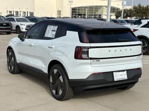 2026 Volvo EX30 Twin Motor Plus