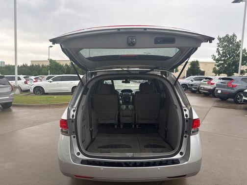 Alabaster Silver Metallic 2014 Honda Odyssey Touring