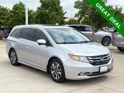 Alabaster Silver Metallic 2014 Honda Odyssey Touring
