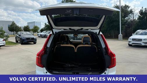 Crystal White Metallic 2025 Volvo XC90 Plug-In Hybrid T8 Ultra