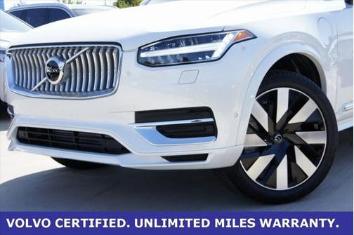 2025 Volvo XC90 Plug-In Hybrid T8 Plus 7-Seater