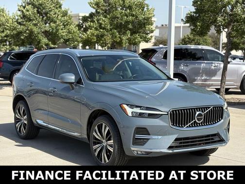 2023 Volvo XC60 B5 Plus Bright Theme