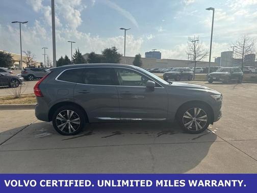 2023 Volvo XC60 B5 Plus Bright Theme