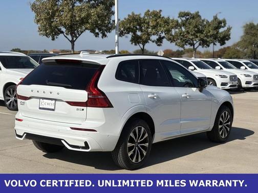 2025 Volvo XC60 B5 Plus