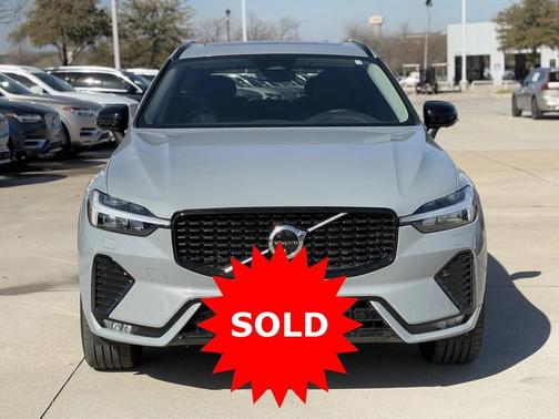 2025 Volvo XC60 B5 Plus