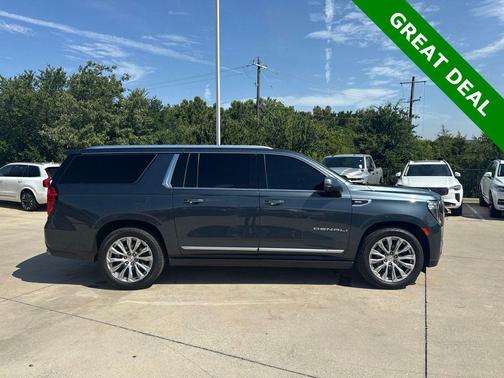 Dark Sky Metallic 2021 GMC Yukon XL Denali