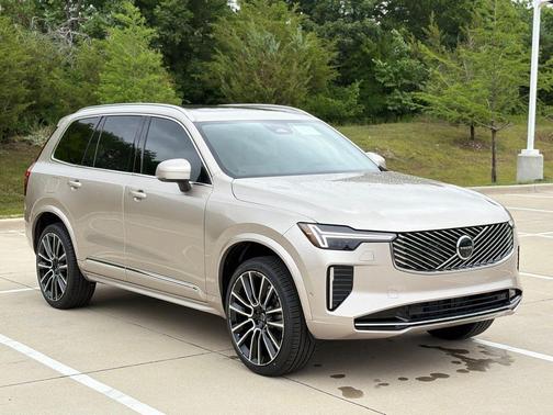 Bright Dusk 2026 Volvo XC90 B6 Plus 7-Seater