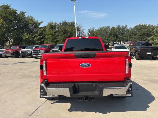 2023 Ford F-350 XLT