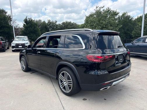 Black 2025 Mercedes-Benz GLS 450 4MATIC