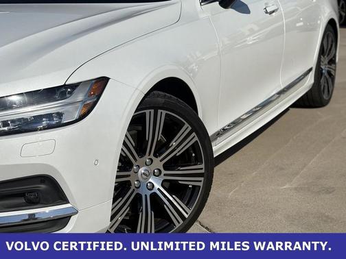 2022 Volvo S90 B6 Inscription