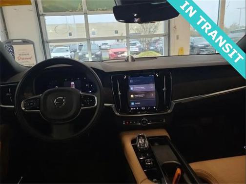 2022 Volvo S90 B6 Inscription