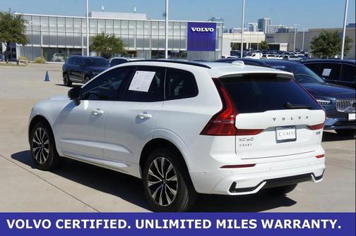 2023 Volvo XC60 B5 Plus Dark Theme