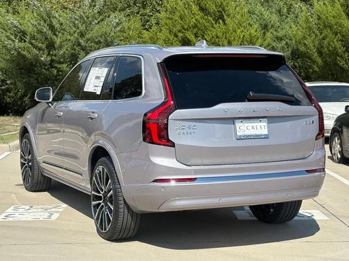2026 Volvo XC90 B6 Plus 6-Seater