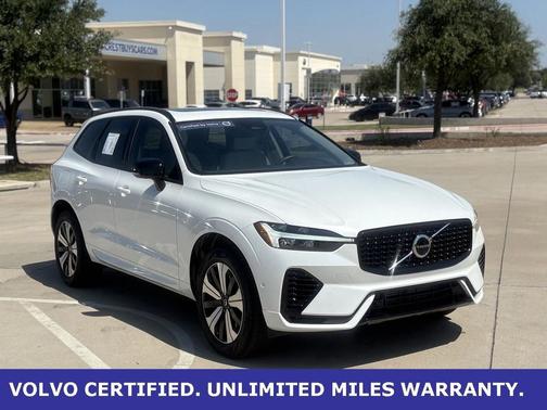 2023 Volvo XC60 Recharge Plug-In Hybrid T8 Plus Dark Theme