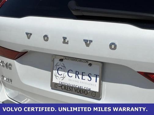 2023 Volvo XC60 Recharge Plug-In Hybrid T8 Plus Dark Theme