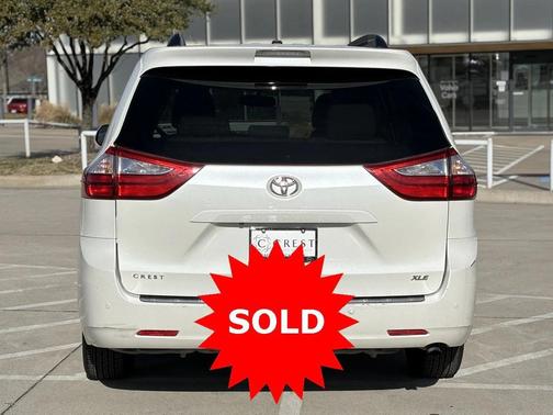 2017 Toyota Sienna XLE Premium